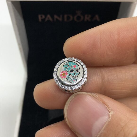 ✨🔥Pandora Day of the Dead Sugar Skull Charm - Picture 4 of 6